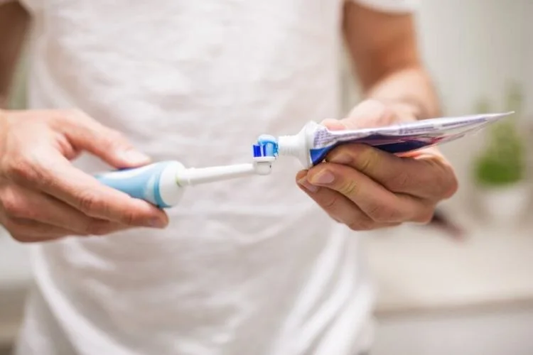 How to Use Sonic Toothbrush, Tips from the Manufacturer