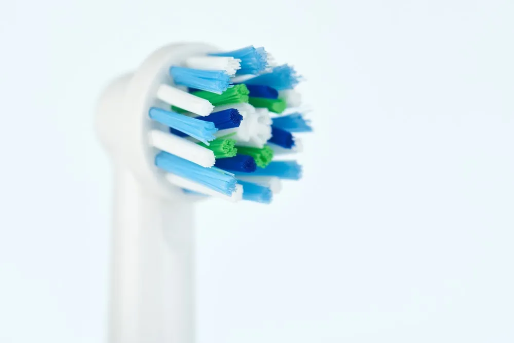 Electric toothbrush head replacement for Oral-B and other brands